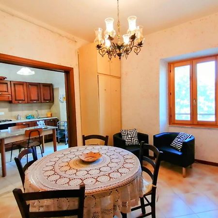 Апартаменти La Casa In Piazza Toffia Екстер'єр фото